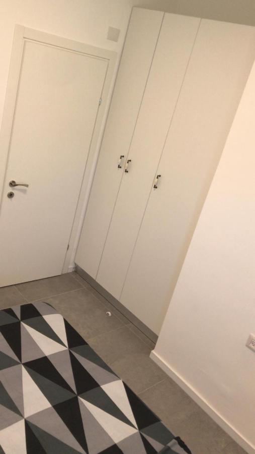 Isramax Low-Cost Apartment Near The Sea. بات يام المظهر الخارجي الصورة