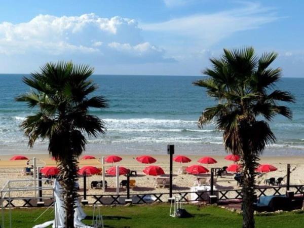 Isramax Low-Cost Apartment Near The Sea. بات يام المظهر الخارجي الصورة